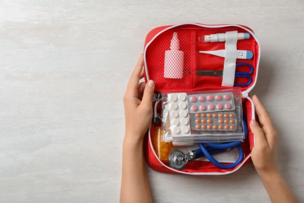 Kinh Nghiệm Giữ Sức Khỏe Khi Đi Thái Lan: Chống Say Nắng, Đau Bụng, Lệch Giờ Và Thuốc Nên Mang Theo