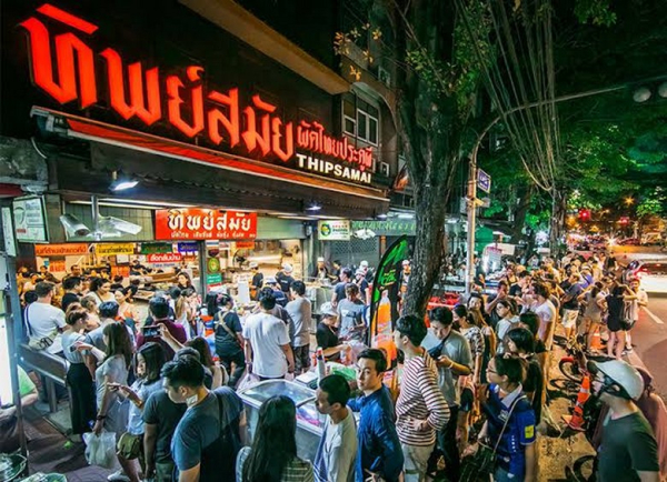 Mẹo Đi Chợ Đêm Ở Thái Mua Được Đồ Rẻ Và Đẹp: Cách Trả Giá, Khung Giờ Vàng Và Tránh Bị Chặt Chém